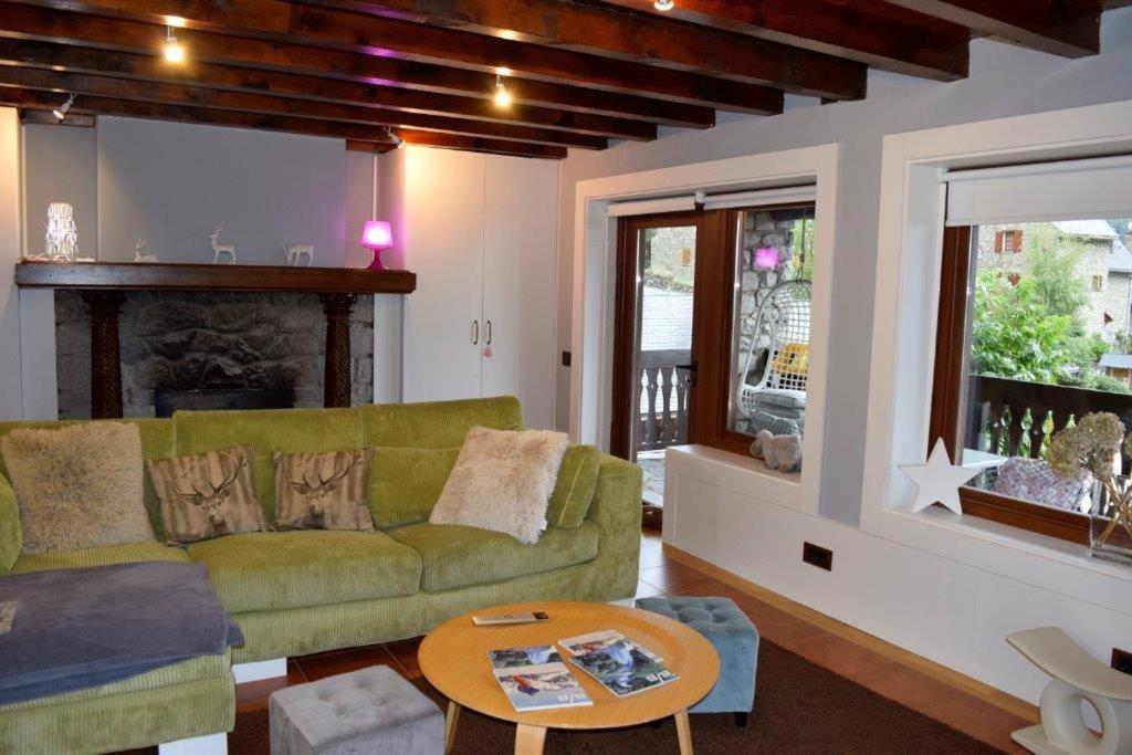 Mauberme Mountain Boutique Hotel Salardú Zewnętrze zdjęcie